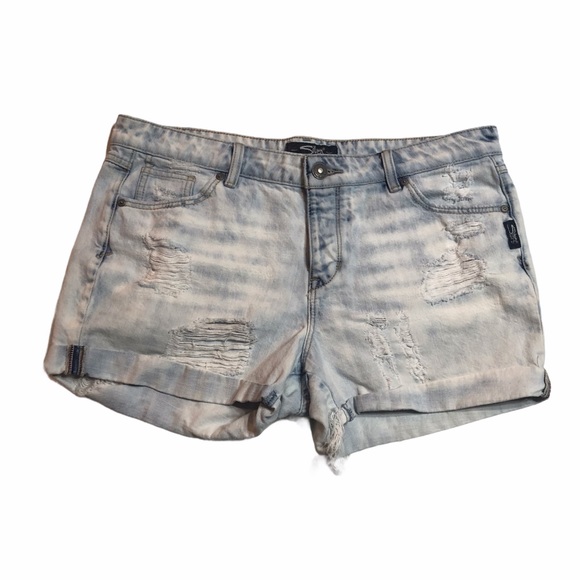 Silver Jeans Distressed Kellaline Shorts 1071 - Picture 2 of 7
